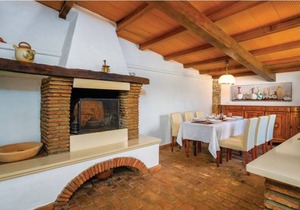 2 bedroom accommodation in Labin