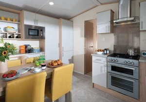 2 bedroom accommodation in Albury, Guildford