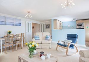 2 bedroom accommodation in Dawlish
