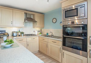 2 bedroom accommodation in Dawlish