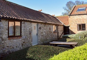 2 bedroom accommodation in Exelby