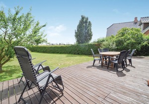 2 bedroom accommodation in Torrig L