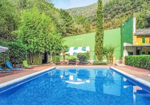 2 Bedroom Beautiful Apartment In Osor
