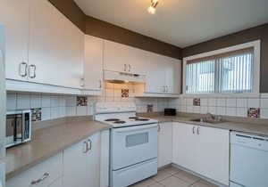 2 bedroom condo with water park, spa and gym!