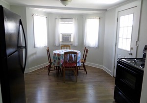 *2 Bedroom Pine Point Beach Cottage* With Marsh Views!