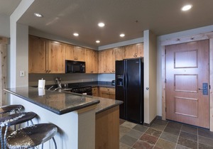 2 bedroom with incredible views and direct ski in and out! Hot tub/underground parking/gym