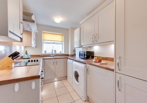2 Coastguard Court - One Bedroom Apartment, Sleeps 2