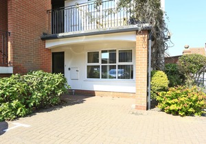 2 Coastguard Court - One Bedroom Apartment, Sleeps 2