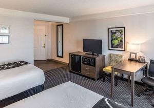 2 Double Beds at La Quinta Inn & Suites by Wyndham Phoenix Chandler