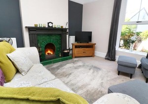 2 Emma Place