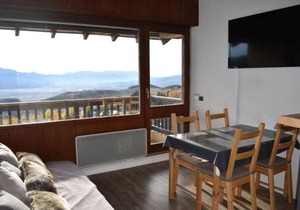 2 Pièces cabine, balcon sud, parking, proche centre-ville à Font-Romeu - FR-1-580-11
