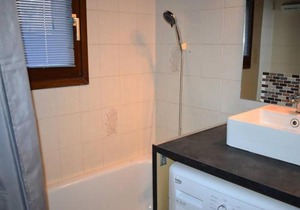 2 Pièces cabine, balcon sud, parking, proche centre-ville à Font-Romeu - FR-1-580-11