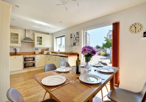 2 Rose Terrace