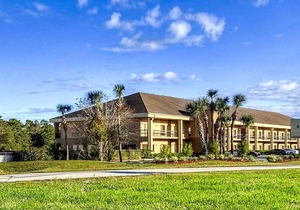 2-Star Hotel ∙ Quality Inn - Weeki Wachee