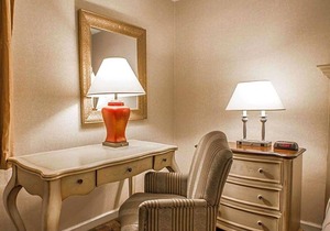 2-Star Hotel ∙ Americas Best Value Inn Torrington, CT