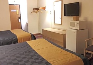 2-Star Hotel ∙ Americas Best Value Inn Champaign