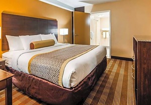2-Star Hotel ∙ Best Western Cape Cod Hotel