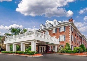 2-Star Hotel ∙ Comfort Inn Rockland - Boston