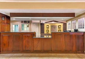 2-Star Hotel ∙ Comfort Inn Rockland - Boston