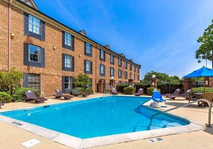 2-Star Hotel ∙ Comfort Inn Newport News - Hampton I-64