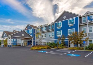 2-Star Hotel ∙ Comfort Inn & Suites Wilton