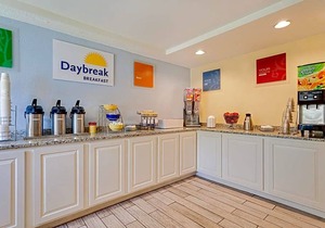 2-Star Hotel ∙ Days Inn by Wyndham Shrewsbury Worcester