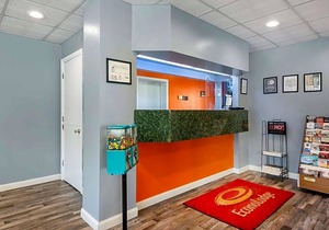 2-Star Hotel ∙ Econo Lodge Cortland