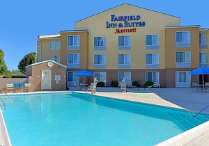 2-Star Hotel ∙ Fairfield Inn & Suites by Marriott Lexington Georgetown/College Inn