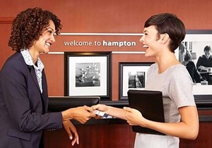 2-Star Hotel ∙ Hampton Inn Champaign Southwest