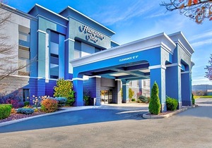 2-Star Hotel ∙ Hampton Inn Cortland