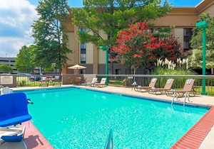 2-Star Hotel ∙ Hampton Inn Memphis-Walnut Grove/Baptist East