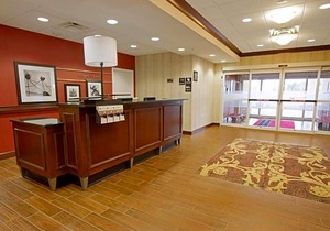 2-Star Hotel ∙ Hampton Inn Bangor