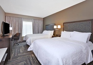 2-Star Hotel ∙ Hampton Inn & Suites Wells-Ogunquit
