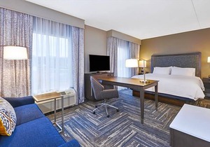 2-Star Hotel ∙ Hampton Inn & Suites Wells-Ogunquit