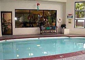 2-Star Hotel ∙ Holiday Inn Express Washington Hotel