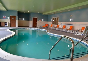2-Star Hotel ∙ Holiday Inn Express & Suites Raleigh Airport - Brier Creek, an IHG Hotel