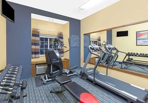 2-Star Hotel ∙ Microtel Inn & Suites - Kearney