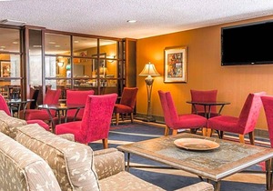 2-Star Hotel ∙ Quality Inn Auburn Hills