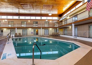 2-Star Hotel ∙ Quality Inn & Suites Coldwater near I-69