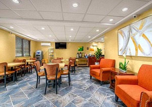 2-Star Hotel ∙ Quality Inn & Suites Atlantic City Marina District