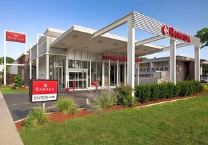 2-Star Hotel ∙ Ramada by Wyndham Rockville Centre