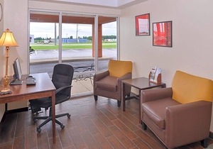 2-Star Hotel ∙ Red Roof Inn Clyde