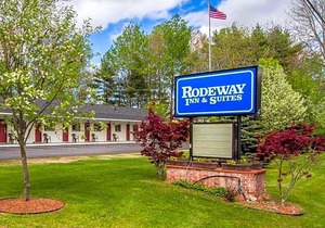 2-Star Hotel ∙ Rodeway Inn & Suites Brunswick near Hwy 1