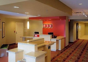 2-Star Hotel ∙ TownePlace Suites by Marriott Vincennes