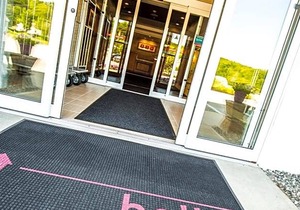 2-Star Hotel ∙ TownePlace Suites by Marriott Gilford