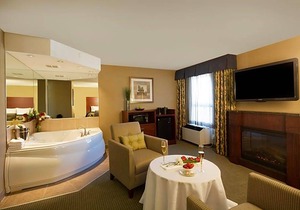 2-Star Hotel ∙ Travelodge by Wyndham Oshawa Whitby