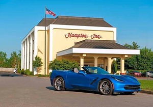 2-Star Hotel ∙ Hampton Inn Bowling Green