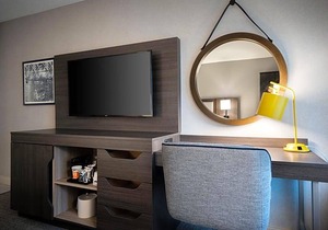 2-Star Hotel ∙ Hampton Inn by Hilton Boston/Cambridge