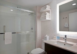 2-Star Hotel ∙ Hampton Inn by Hilton Boston/Cambridge