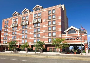 2-Star Hotel ∙ Hampton Inn by Hilton Boston/Cambridge